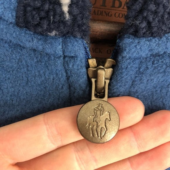 Outback Women's Size Medium Blue Hooded Full Zip Front Sleeveless Fleece Vest - Picture 4 of 10